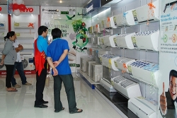 nang nong thiet bi lam mat tang gia van dat hang