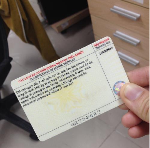 ha noi se cap doi giay phep lai xe tai co quan nguoi dan lam viec
