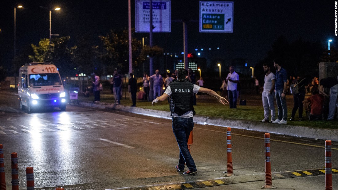 tan cong khung bo tai san bay istanbul tho nhi ky 36 nguoi chet