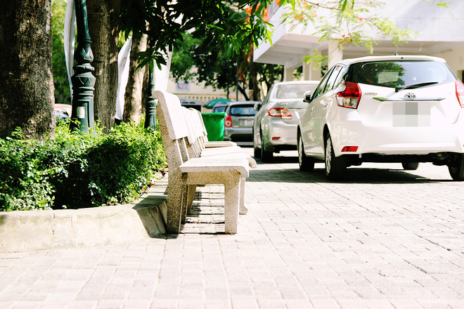ngay ha noi nang nong dinh diem sinh vien cung vat va tim du moi cach song sot qua mua chao lua