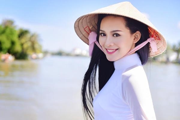 nguoi dep hoa hau to chuc dam cuoi voi dai gia hon 16 tuoi xa hoa nhat nhi showbiz viet