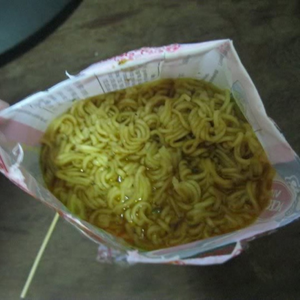 cuoi khong nhat duoc mom voi tuyet pham nau an mi goi thach den an bao nhieu cung khong so nong
