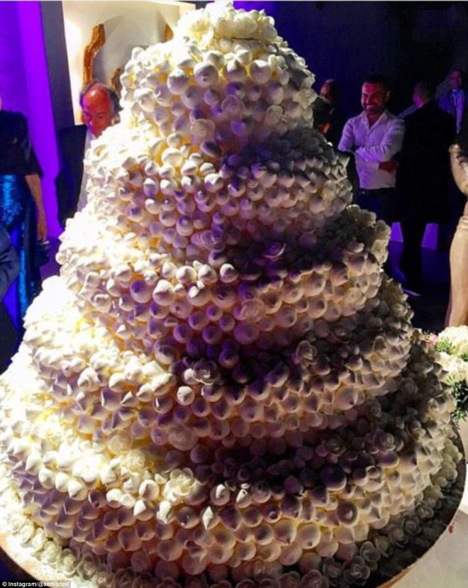 nguoi tinh trong mv cua justin bieber ky niem 1 nam ngay cuoi khong co chong ty phu u70 o ben