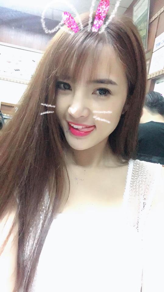 em gai cong vinh vuong scandal bi to cap ke voi chong nguoi khi co vo dang mang bau
