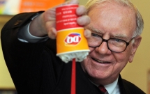 ban co the an trua voi ty phu warren buffett nhung gia thi hoi cao day