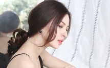 nhan sac co gai khien 3 huan luyen vien the face cai nhau de gianh giat