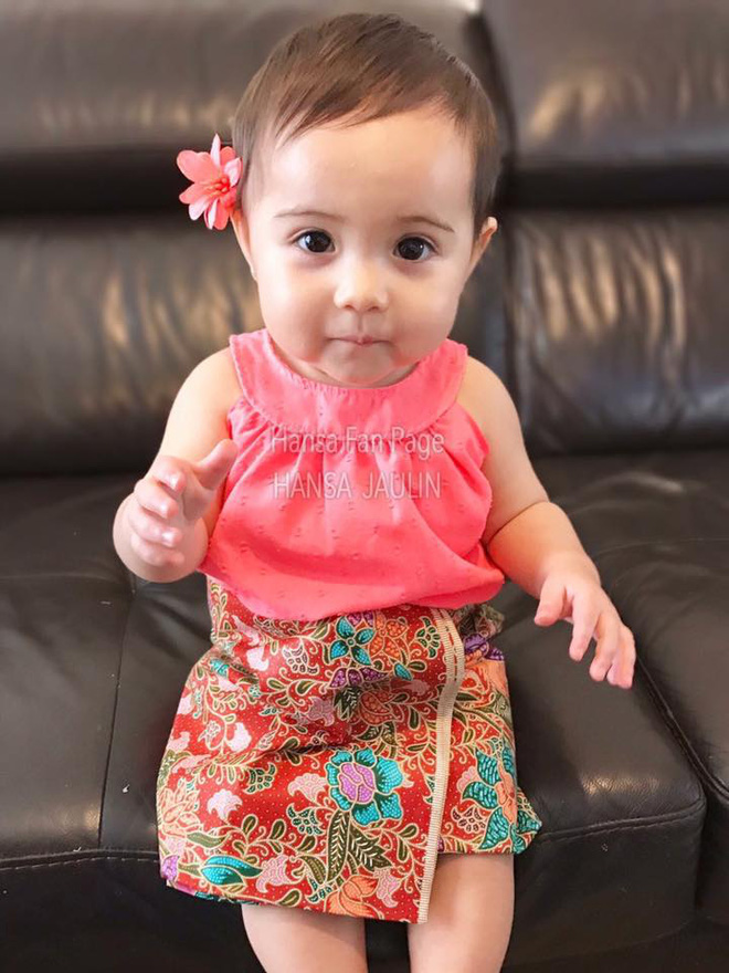 ve xinh xan de thuong cua thien than lai 1 tuoi don tim cu dan mang thai lan