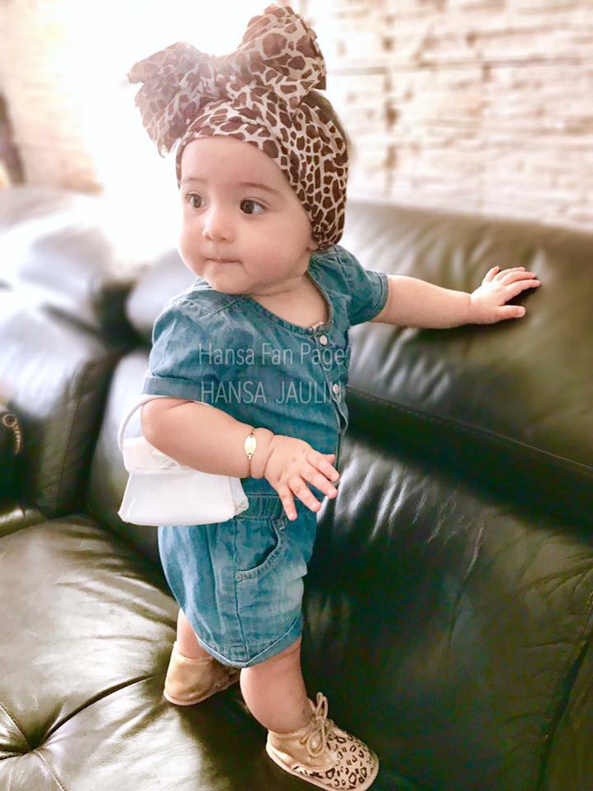 ve xinh xan de thuong cua thien than lai 1 tuoi don tim cu dan mang thai lan