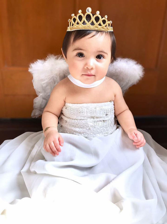 ve xinh xan de thuong cua thien than lai 1 tuoi don tim cu dan mang thai lan