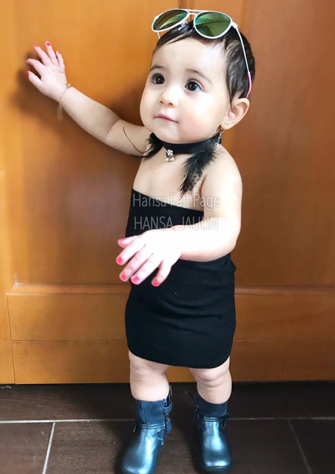 ve xinh xan de thuong cua thien than lai 1 tuoi don tim cu dan mang thai lan