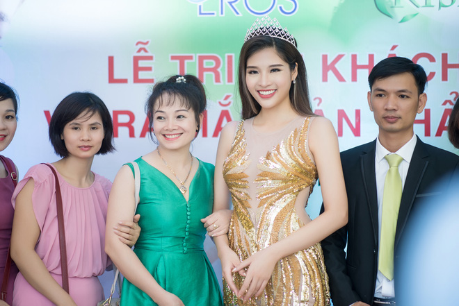 hoa hau phan hoang thu xinh dep long lay nho dam anh kim