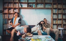 thanh vien da lab so vo ghen khi de chau bui dua vao vai