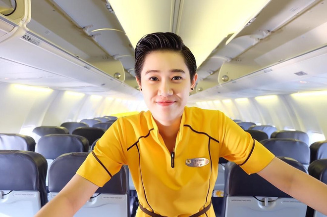 co nang tiep vien hang khong dep trai cua thai lan khien trai tim phai nu cung phai tan chay