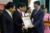 campuchia trao tang huan chuong huu nghi cho truong dai hoc y duoc thai binh