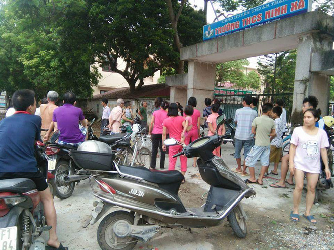 bac ninh bao ve truong cap 2 tu vong nghi bi sat hai tai cho lam