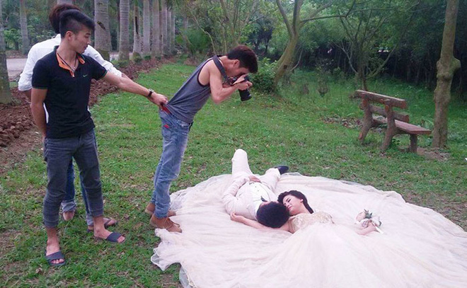 cuoi khong nhat duoc mom khi xem qua trinh san sinh ra cac buc anh ngan like tren mang xa hoi
