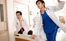 bac si khan khoan yeu cau ban thay doi tinh nang nho nay tren man hinh dien thoai rat quan trong day