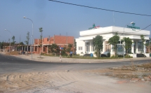 giao dich soi dong gia dat xung quanh san bay long thanh tang nguoi dan bo viec nha di lam moi gioi