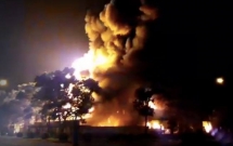 chay du doi tai khu cong nghiep ngay sat san bay quoc te noi bai