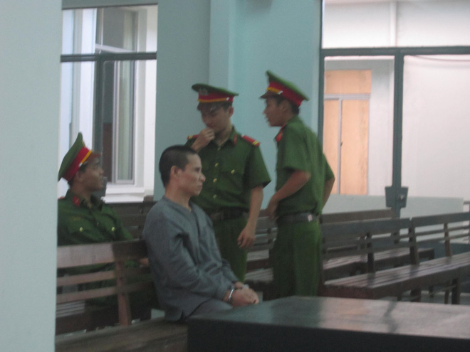 ke hiep dam con gai noi truoc toa xu tu hinh cung duoc