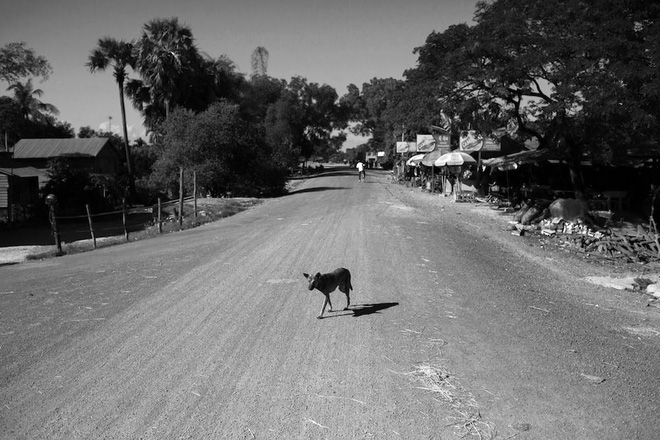 tham kich san phu thuy am anh nhung lang que ngheo campuchia