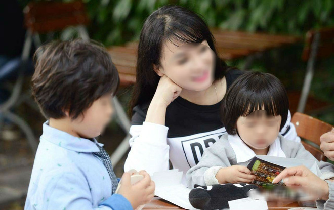 chong cong nap luong cuoi thang tien the gui thu goi vo la con dien vo khong gian ma con len mang khoe