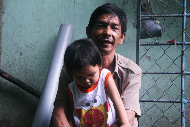 tim ve ngoi nha cua nhung dua be trong clip gao khoc vi doi gay xon xao mang xa hoi