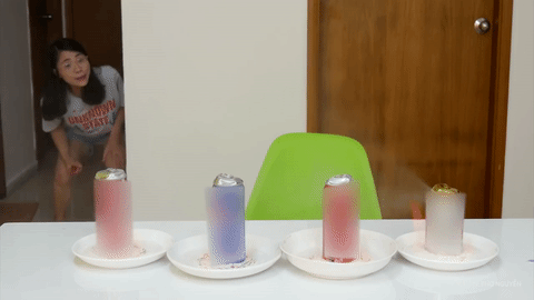 kenh youtube noi tieng tho nguyen lai bi dan mang chi trich vi lam clip nghich dai cho tre em