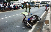 tp hcm tai xe xe tai can chet nu sinh vien dh roi bo tron khoi hien truong