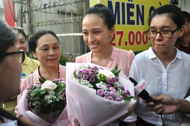 hoa hau phuong nga va thuy dung duoc tai ngoai