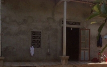 ga hang xom doi bai nhieu lan dung vu luc de doa xam hai 2 be gai 11 tuoi