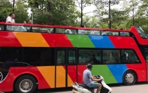 ha noi sap co xe buyt 2 tang mui tran phuc vu khach du lich