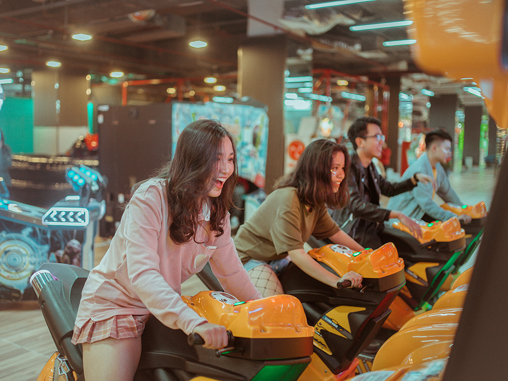 vincom khoi dong le hoi muon sac qua he tren toan quoc