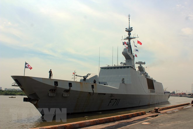 tau hai quan phap tham huu nghi tphcm dip ky niem 45 nam quan he ngoai giao voi viet nam