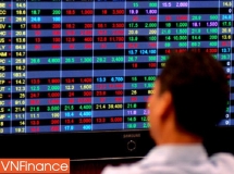 em trai tong giam doc vinamilk bi ubcknn xu phat do vi pham ve bao cao giao dich co phieu