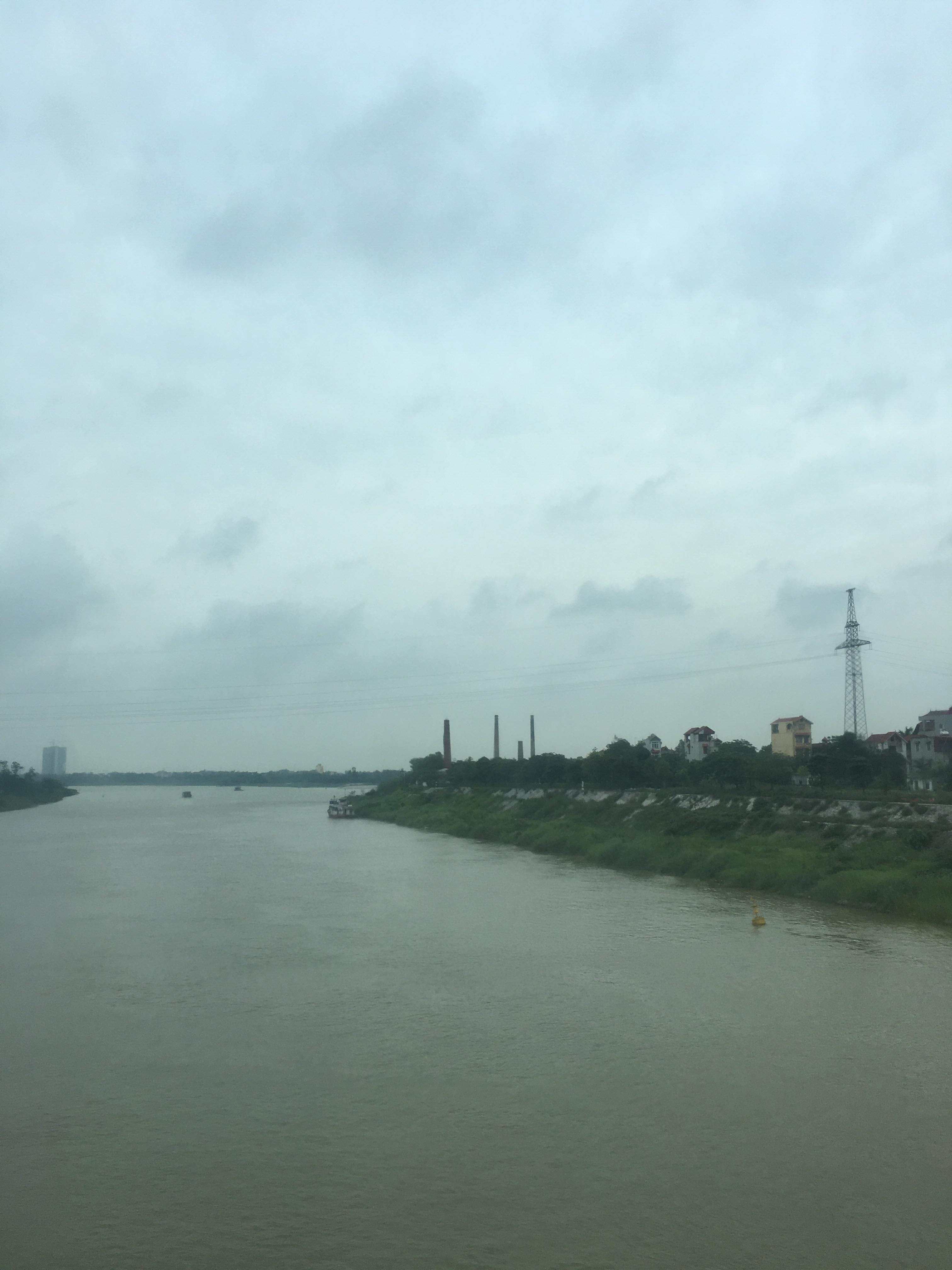 siet chat hoat dong xa lu cua cac ho dap nha may thuy dien