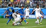 trong tai be coi brazil thang nhoc phut bu gio