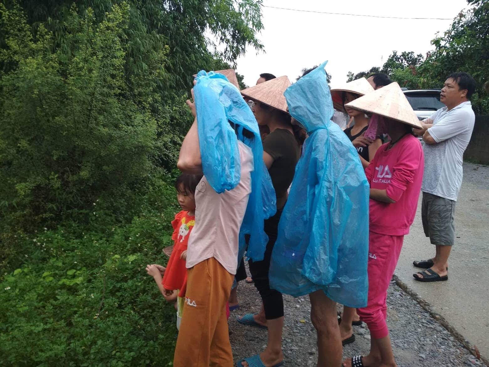 da tim thay thi the thieu uy cong an bi lu cuon troi