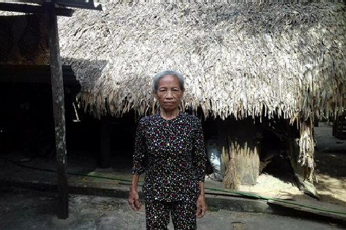 chuyen la o ha tinh ho so de nghi khen thuong bi bo quen trong tu hang chuc nam