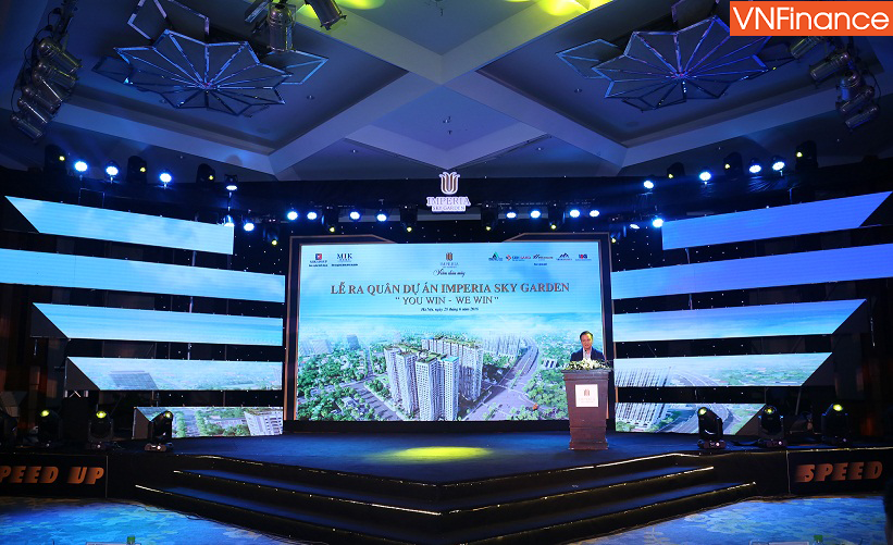 hang nghin nhan vien ban hang bat ngo xuat hien lam nong su kien dien ra tai du an imperia sky garden