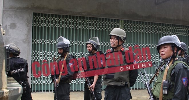 ket thuc thang loi vu dau sung nghet tho giua luc luong cong an va 2 ong trum ma tuy khet tieng long luong