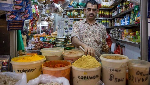 singapore tien hanh uu dai lon nhan dip quoc khanh 50 nam