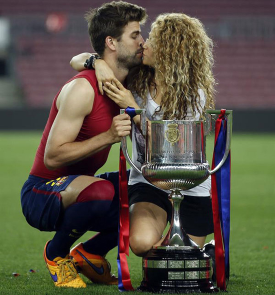 10 cap phi cong may bay dinh dam lang bong da