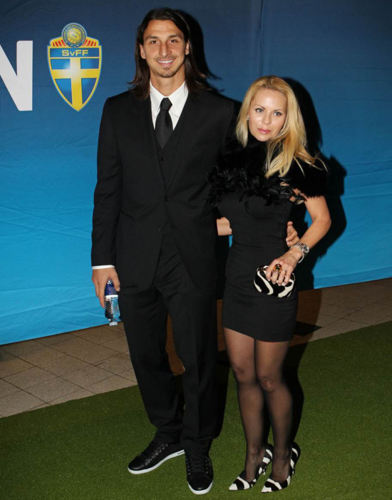 10 cap phi cong may bay dinh dam lang bong da