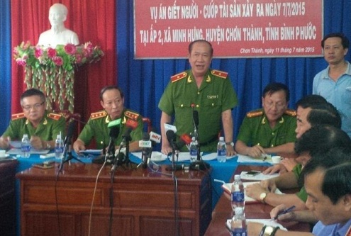 vu tham sat tai binh phuoc giet xong 6 nguoi nghi pham do be na nin khoc roi moi bo di