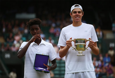ly hoang nam vo dich giai tre wimbledon doi nam
