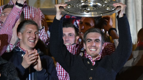 cau thu bayern hut hang vi vu chuyen nhuong schweinsteiger