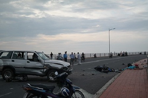 da nang oto tong 3 nguoi vang khoi cau thuan phuoc