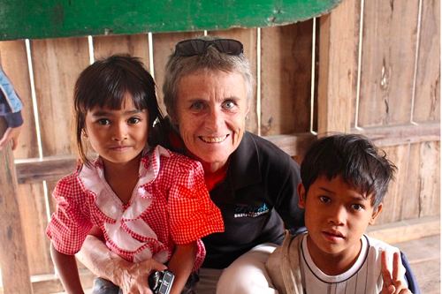 nguoi me uc cua 55 ngan tre em viet nam