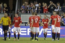 mata depay lap dai cong mu thang tung bung
